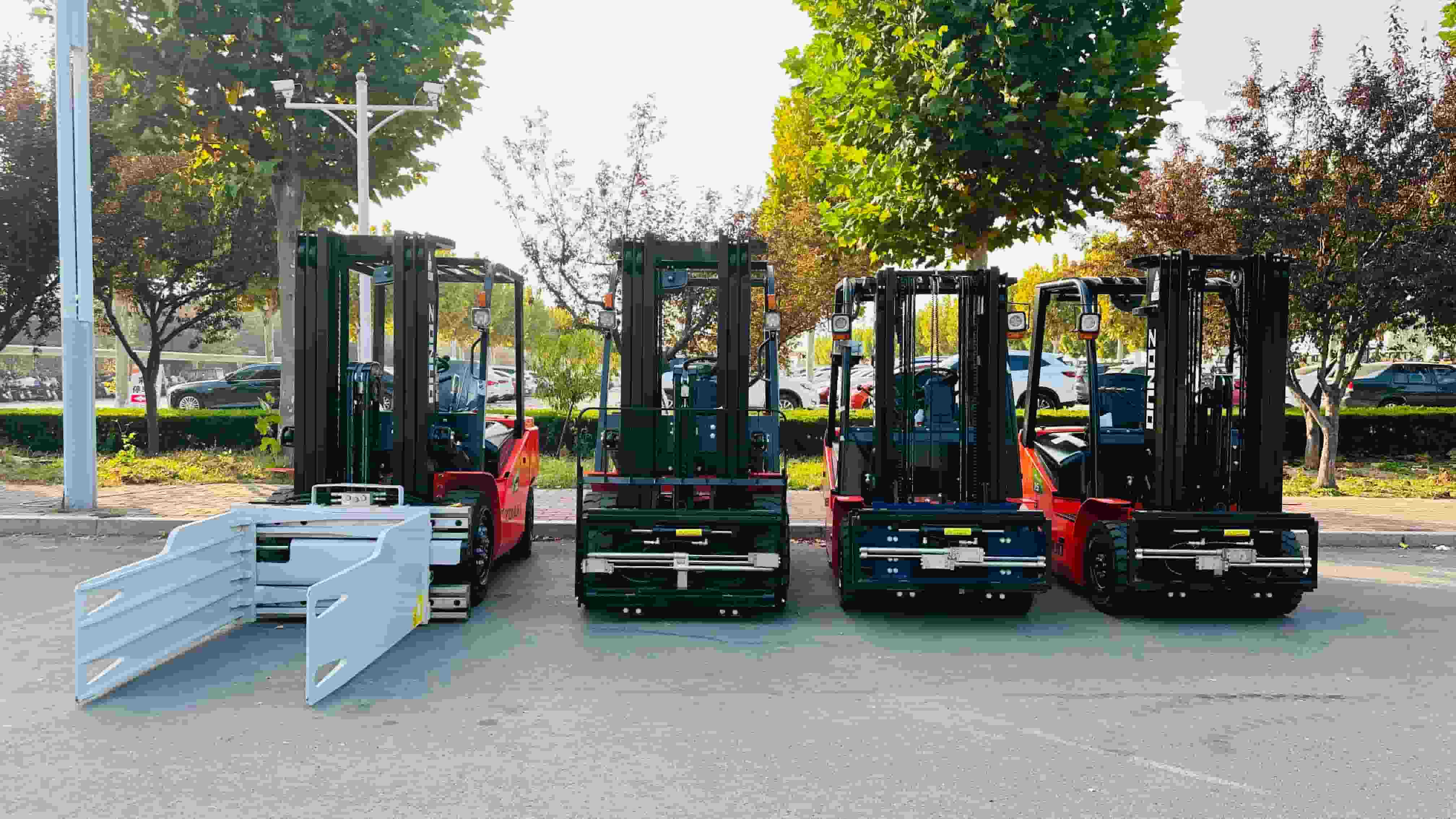 1.5 Ton Lithium Battery Electric Forklift